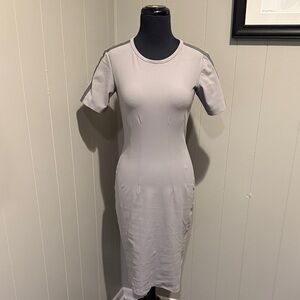 B16 Elaine Kim Women’s Petite Chic Gray Midi Dress